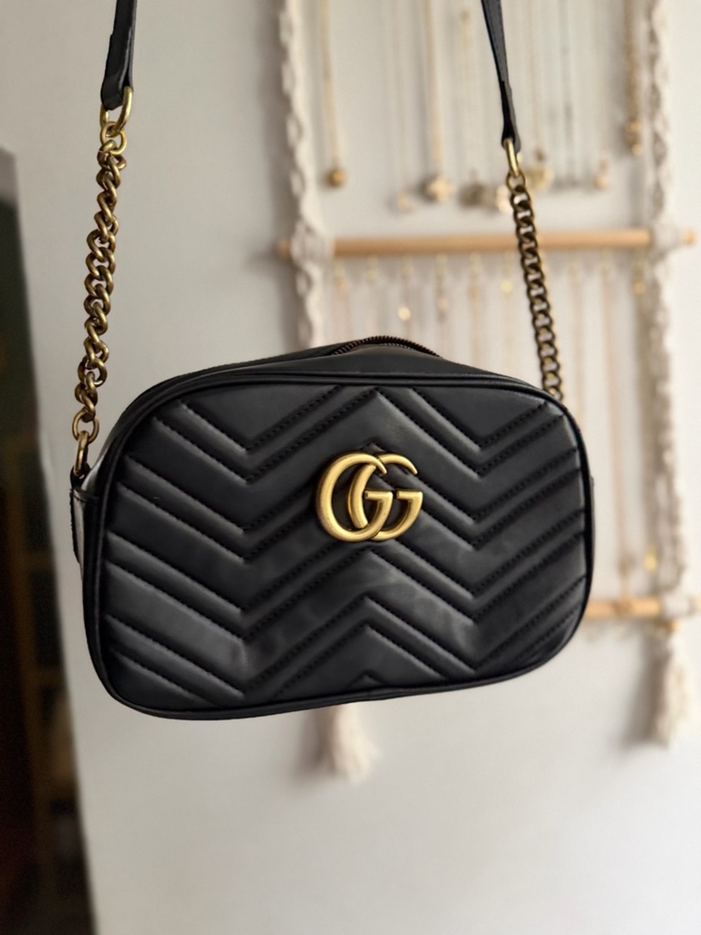 Gucci GG Marmont Small Camera bag - Picture 2 of 9